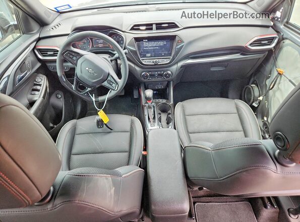 KL79MTSL5PB058556 2023 CHEVROLET TRAILBLAZER Charcoal Widok deski rozdzielczej