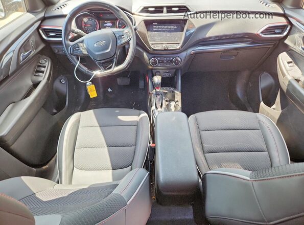 KL79MTSL5PB065085 2023 CHEVROLET TRAILBLAZER Silver წინა პანელის ხედი