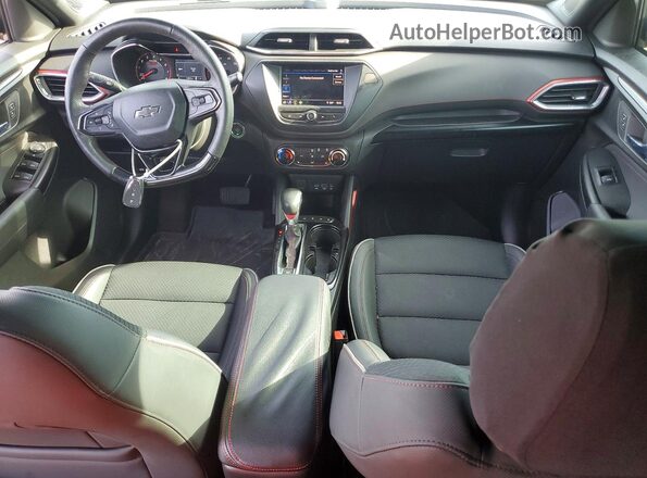 KL79MTSL6NB053346 2022 CHEVROLET TRAILBLAZER Бордовый Вид панели приборов