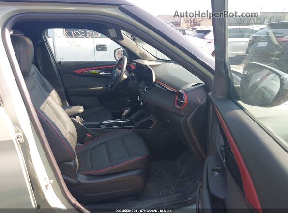 KL79MTSL9RB062323 2024 CHEVROLET TRAILBLAZER Green Front interior view