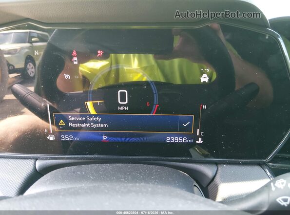 KL79MTSLXRB045997 2024 CHEVROLET TRAILBLAZER Зеленый Вид задних сидений