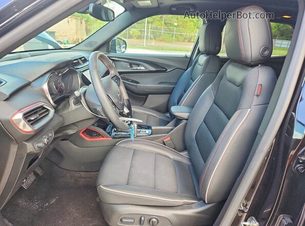 KL79MUSL0PB120371 2023 CHEVROLET TRAILBLAZER Black Вид салону спереду