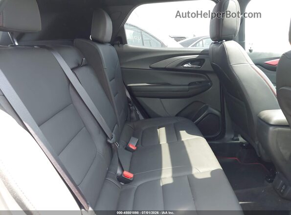 KL79MUSL0SB107533 2025 CHEVROLET TRAILBLAZER Gray Widok naklejki z numerem VIN