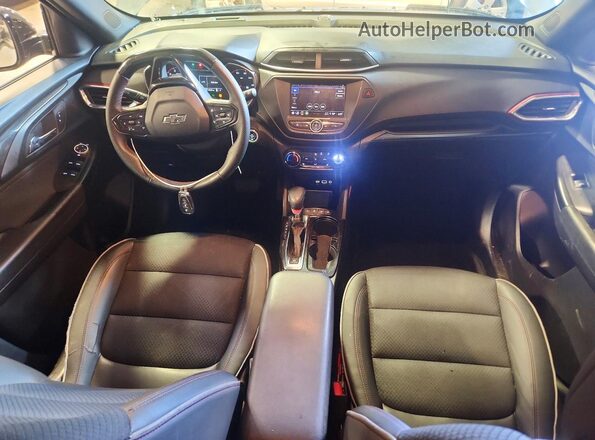 KL79MUSL1PB097425 2023 CHEVROLET TRAILBLAZER Gray წინა პანელის ხედი