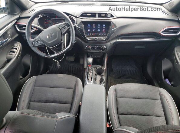 KL79MUSL4PB131826 2023 CHEVROLET TRAILBLAZER Белый Вид панели приборов