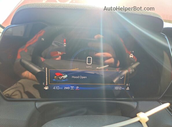 KL79MUSL4TB044440 2026 CHEVROLET TRAILBLAZER Red ხელსაწყოთა პანელის ხედი