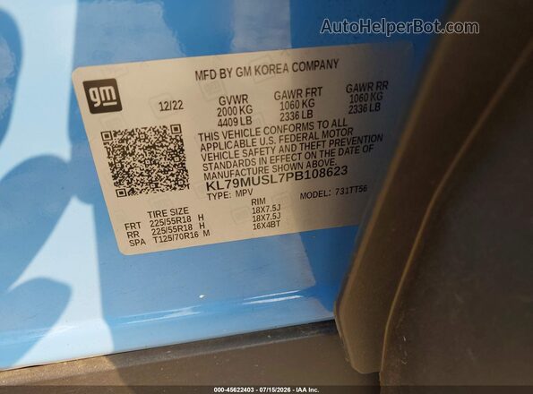 KL79MUSL7PB108623 2023 CHEVROLET TRAILBLAZER Light Blue Widok komory silnika