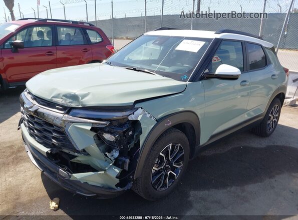 KL79MVSL4RB089845 2024 CHEVROLET TRAILBLAZER Зеленый Передняя левая четверть
