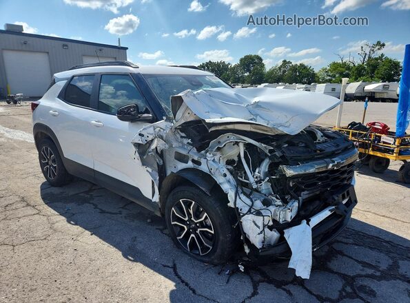 KL79MVSL5RB080202 2024 CHEVROLET TRAILBLAZER Белый Передняя правая четверть