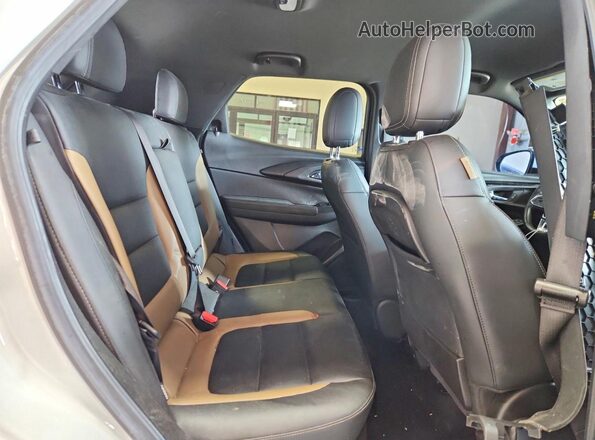 KL79MVSL8MB158884 2021 CHEVROLET TRAILBLAZER White Вид задньої частини салону