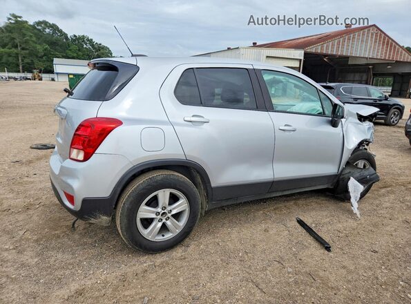 KL7CJKSB0MB318194 2021 CHEVROLET TRAX Серебряный Задняя правая четверть