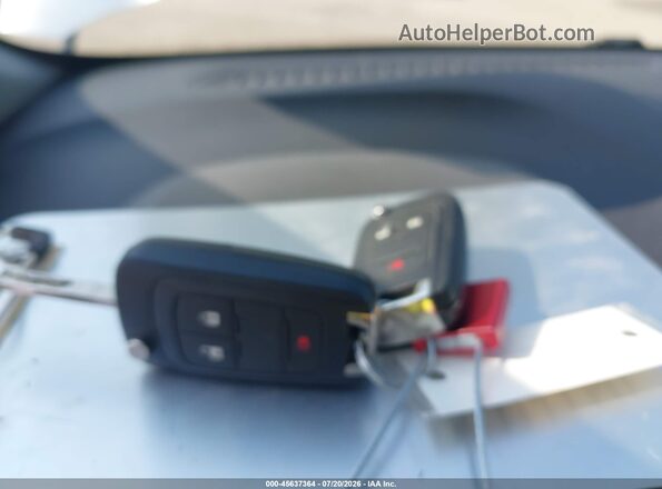 KL7CJKSB2HB213811 2017 CHEVROLET TRAX Silver Vista del salpicadero