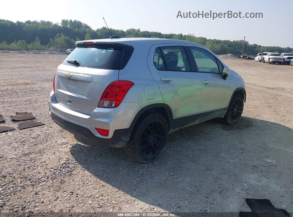 KL7CJKSB2HB213811 2017 CHEVROLET TRAX Silver Trasero derecho