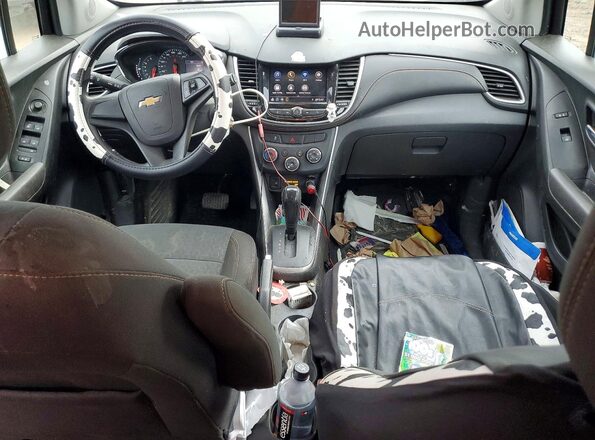 KL7CJKSB2LB062333 2020 CHEVROLET TRAX White Вид панелі приладів