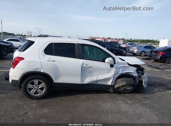 KL7CJKSB2MB303485 2021 CHEVROLET TRAX White Widok wnętrza z tyłu