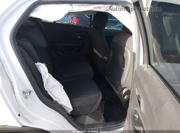 KL7CJKSB2MB303485 2021 CHEVROLET TRAX White Widok naklejki z numerem VIN