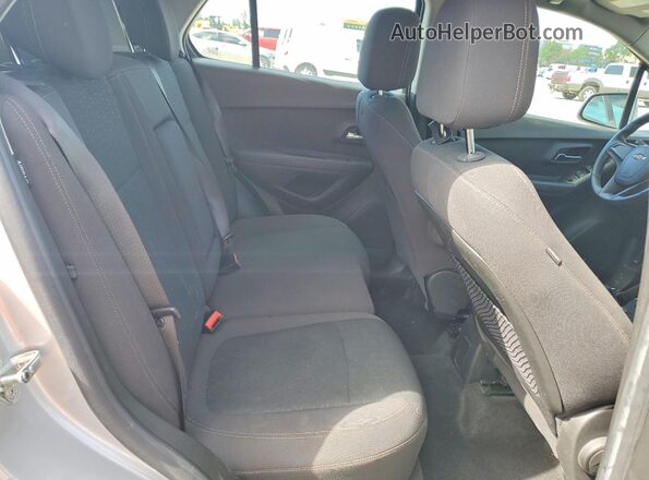 KL7CJKSB3HB185632 2017 CHEVROLET TRAX Silver უკანა სალონის ხედი