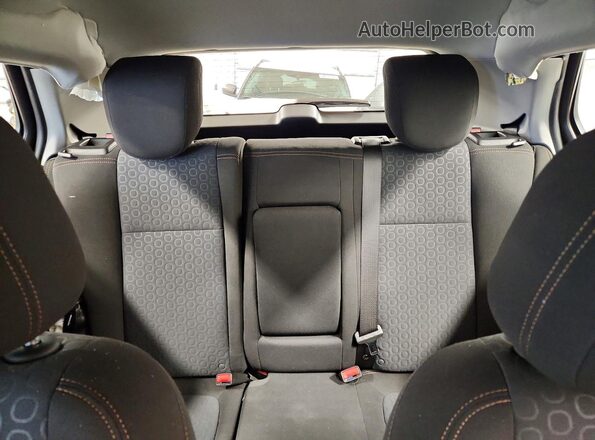 KL7CJKSB3LB051857 2020 CHEVROLET TRAX White უკანა სავარძლების ხედი