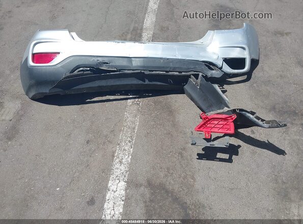 KL7CJKSB4JB608272 2018 CHEVROLET TRAX Серебряный Вид щитка приборов
