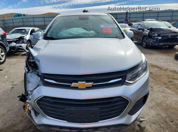 KL7CJKSB4LB031021 2020 CHEVROLET TRAX Silver Vista frontal
