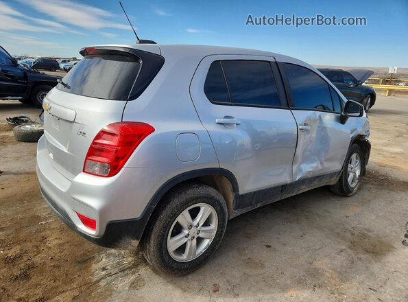 KL7CJKSB4LB031021 2020 CHEVROLET TRAX Silver Trasero derecho
