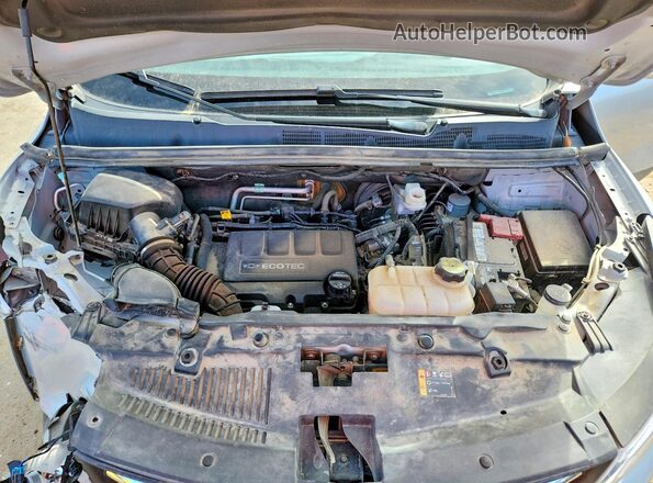 KL7CJKSB4LB031021 2020 CHEVROLET TRAX Silver Vista del compartimento del motor
