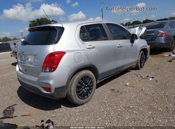 KL7CJKSB6JB548074 2018 CHEVROLET TRAX Серебряный Задняя правая четверть