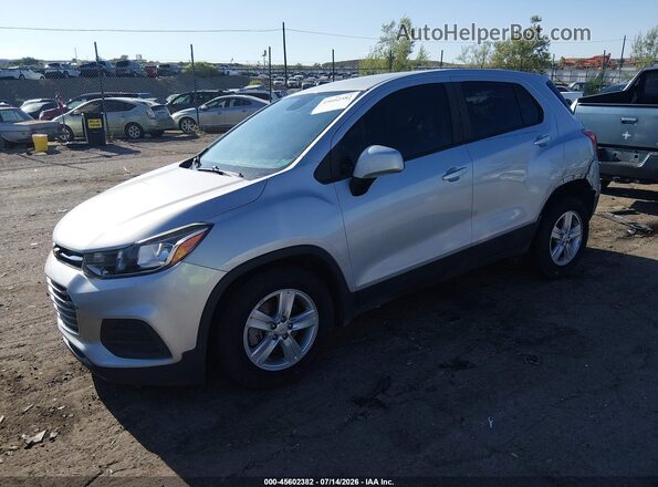 KL7CJKSB6LB338786 2020 CHEVROLET TRAX Silver Przód lewy