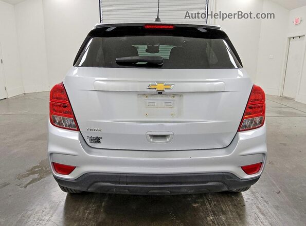 KL7CJKSB6MB304512 2021 CHEVROLET TRAX Silver Вид ззаду