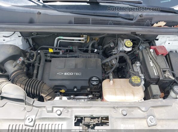 KL7CJKSB7LB038593 2020 CHEVROLET TRAX Белый Вид сзади