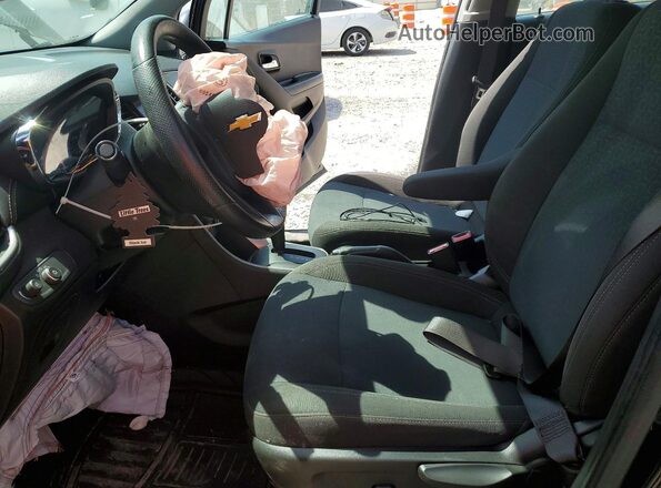 KL7CJKSB7LB064370 2020 CHEVROLET TRAX Черный Вид салона спереди