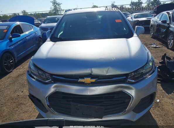 KL7CJKSB8LB029563 2020 CHEVROLET TRAX Silver ხელსაწყოთა პანელის ხედი