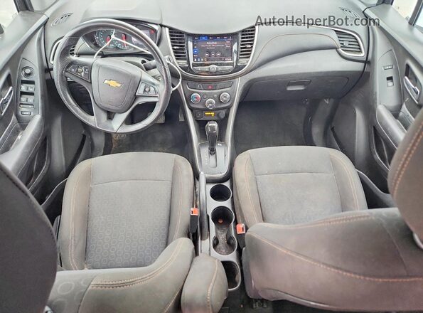 KL7CJKSB8LB064328 2020 CHEVROLET TRAX Белый Вид панели приборов