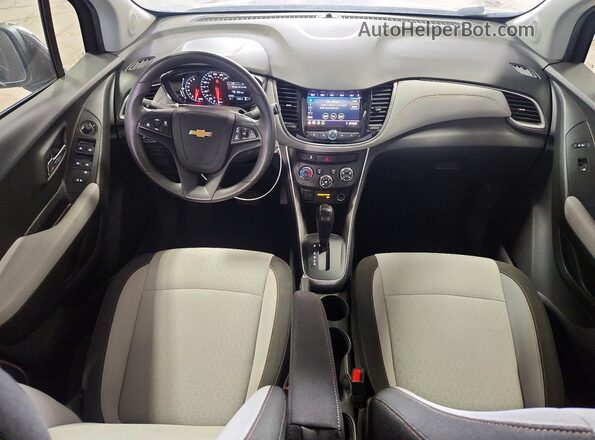 KL7CJKSB8MB308206 2021 CHEVROLET TRAX Purple Widok deski rozdzielczej