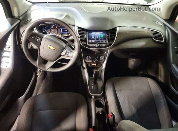 KL7CJKSB9LB016482 2020 CHEVROLET TRAX Black Вид панелі приладів