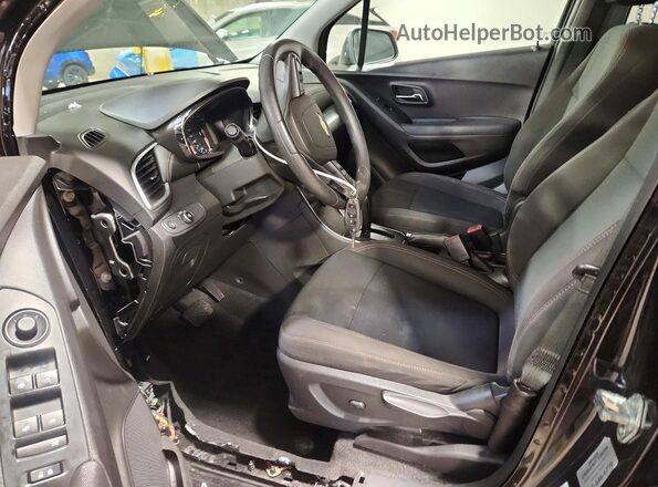 KL7CJKSB9LB016482 2020 CHEVROLET TRAX Black Вид салону спереду