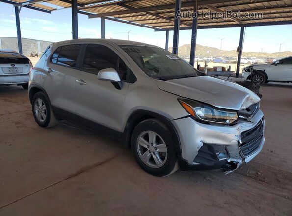 KL7CJKSB9LB319214 2020 CHEVROLET TRAX Silver Przód prawy