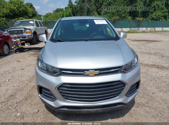 KL7CJKSBXJB715813 2018 CHEVROLET TRAX Silver Widok zestawu wskaźników