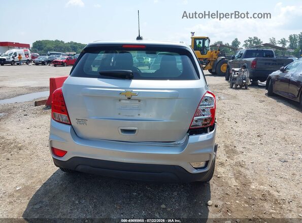 KL7CJKSBXJB715813 2018 CHEVROLET TRAX Silver 