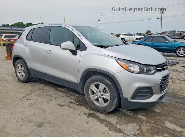 KL7CJKSBXLB031184 2020 CHEVROLET TRAX Silver Delantero derecho