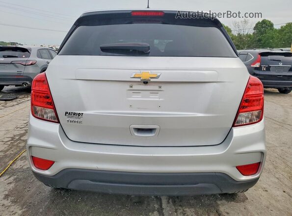 KL7CJKSBXLB031184 2020 CHEVROLET TRAX Silver Vista trasera