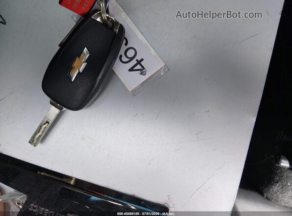 KL7CJKSBXLB031332 2020 CHEVROLET TRAX Silver Widok deski rozdzielczej