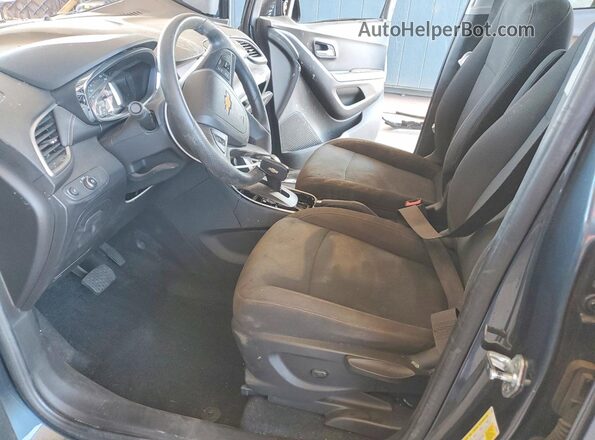 KL7CJKSBXMB313424 2021 CHEVROLET TRAX Gray Widok wnętrza z przodu