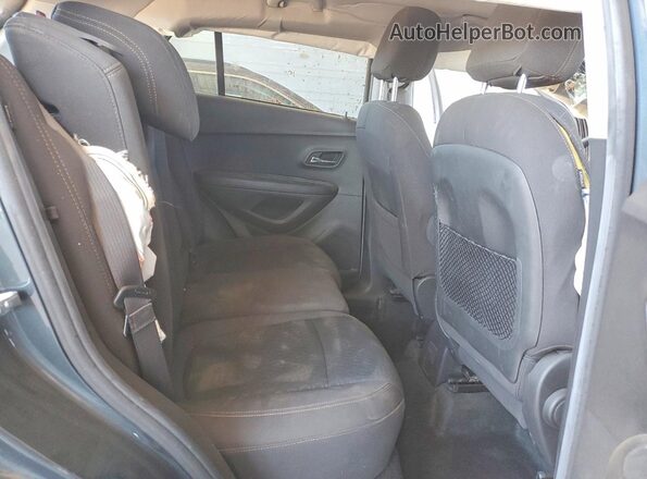 KL7CJKSBXMB313424 2021 CHEVROLET TRAX Gray Widok wnętrza z tyłu
