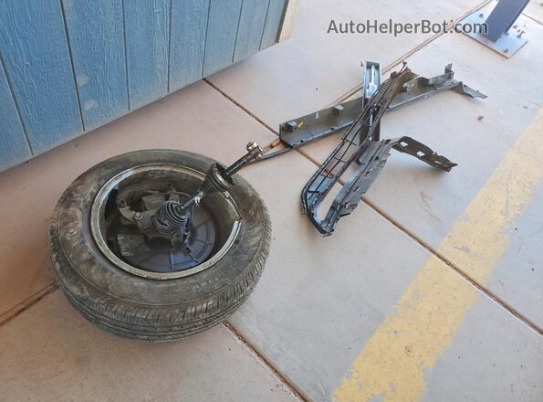 KL7CJKSBXMB313424 2021 CHEVROLET TRAX Gray Widok naklejki z numerem VIN
