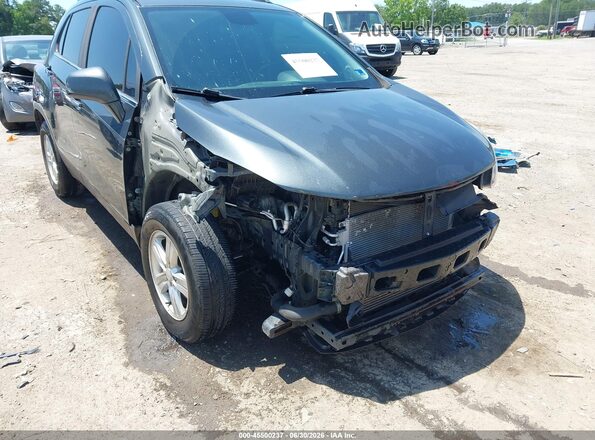 KL7CJLSB0JB718225 2018 CHEVROLET TRAX Gray Вид спереду