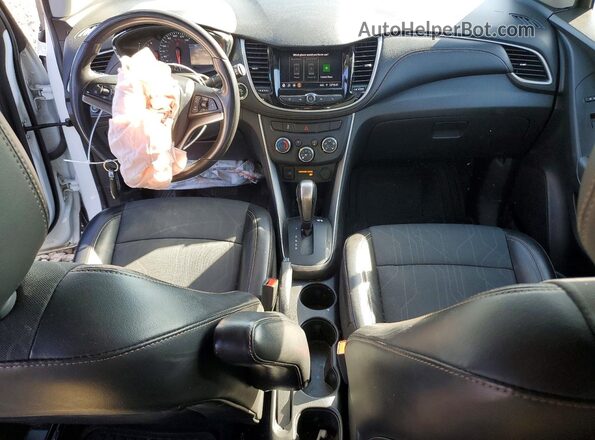 KL7CJLSB0LB067133 2020 CHEVROLET TRAX White Vista del salpicadero