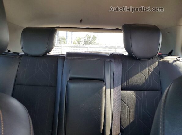 KL7CJLSB1HB093652 2017 CHEVROLET TRAX Серебряный Вид задних сидений