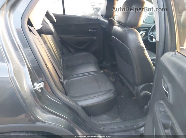 KL7CJLSB1JB627545 2018 CHEVROLET TRAX Gray VIN sticker view