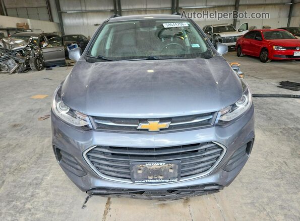 KL7CJLSB1KB902638 2019 CHEVROLET TRAX Silver Widok z przodu